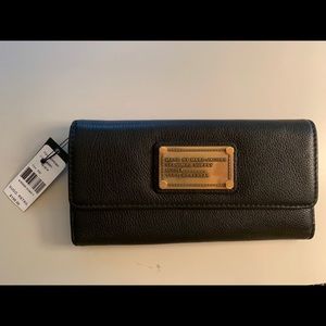 Marc Jacobs wallet